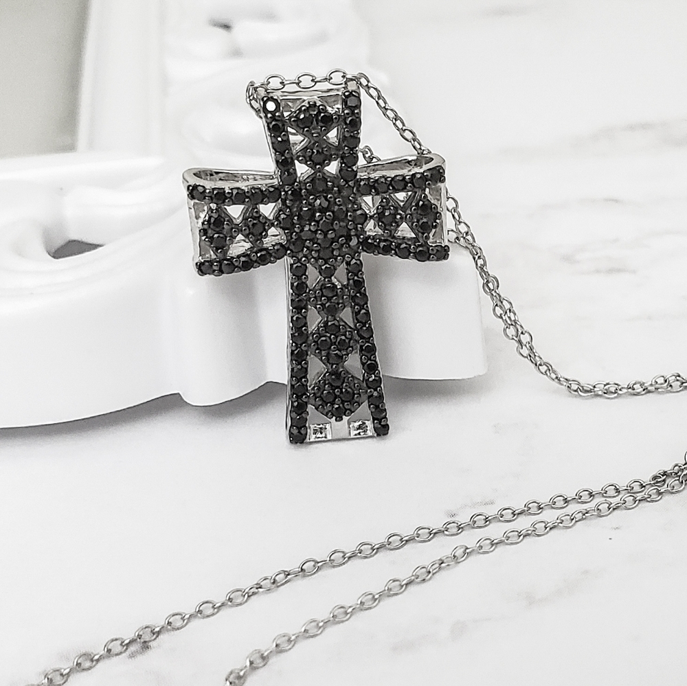 Black spinel cross pendant necklace with 18 inch chain .925 Sterling Silver 